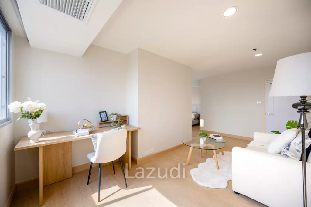 144 sqm condo at The Waterford Diamond Khlong Toei Bangkok