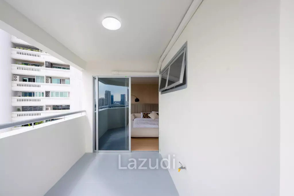 144 sqm condo at The Waterford Diamond Khlong Toei Bangkok