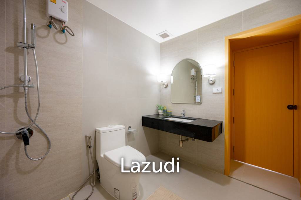 144 sqm condo at The Waterford Diamond Khlong Toei Bangkok