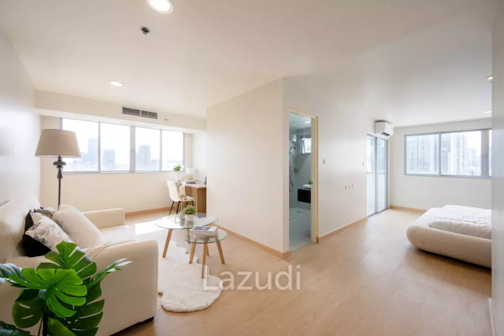 144 sqm condo at The Waterford Diamond Khlong Toei Bangkok