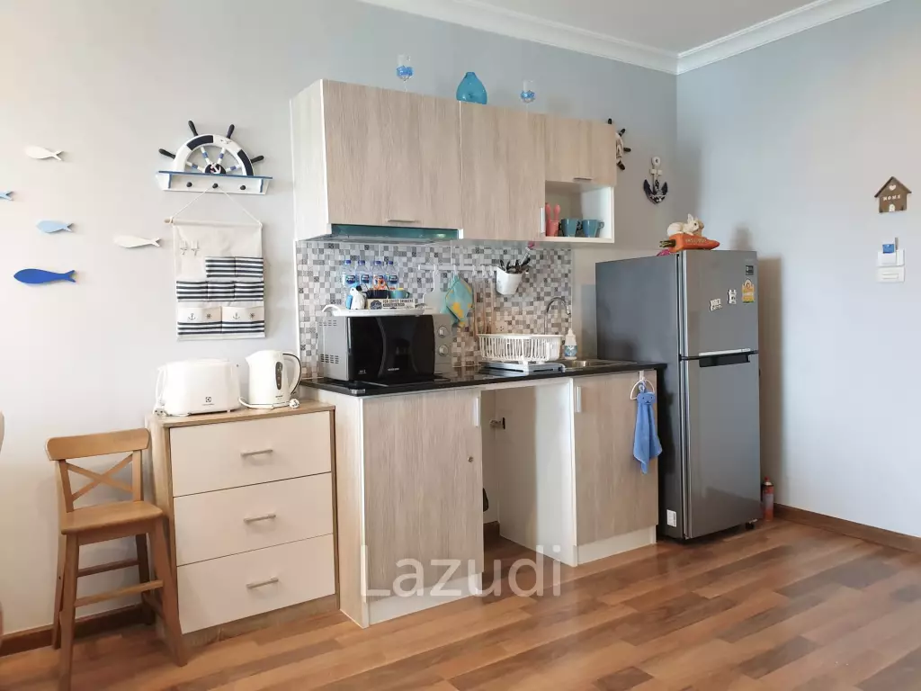66 sqm 2 bedroom condo on 4th floor at My Resort