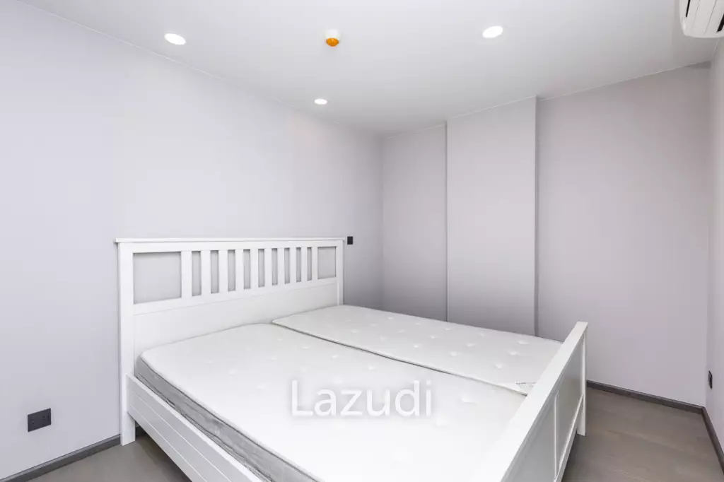 69 sqm modern 2 bedroom condo at KLASS Siam Pathum Wan Bangkok