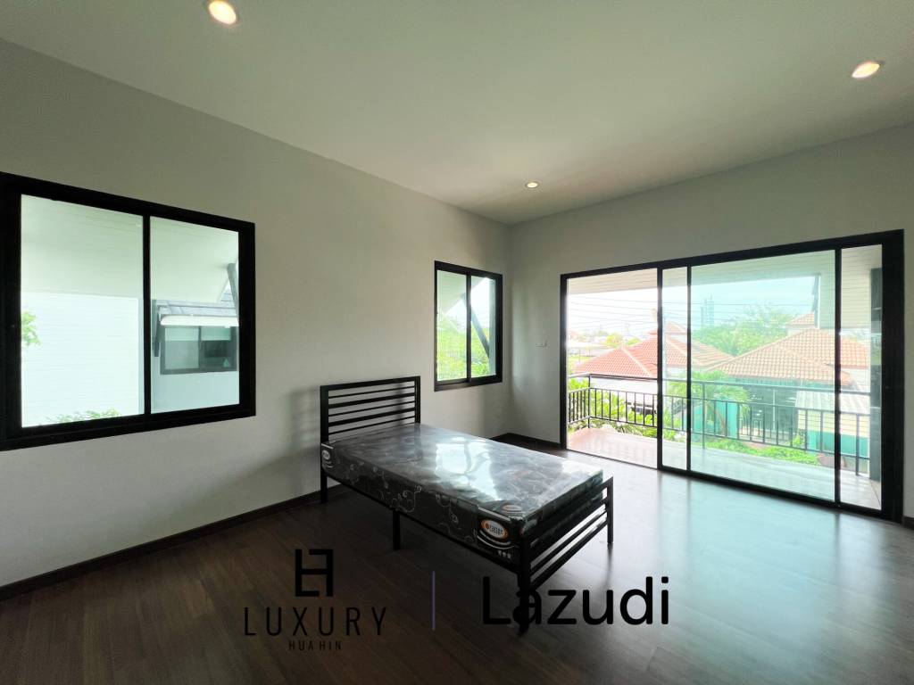 134 sqm modern townhouse in Nong Khae Hua Hin with garden