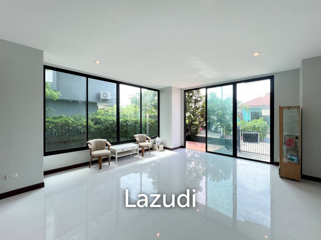 134 sqm modern townhouse in Nong Khae Hua Hin with garden