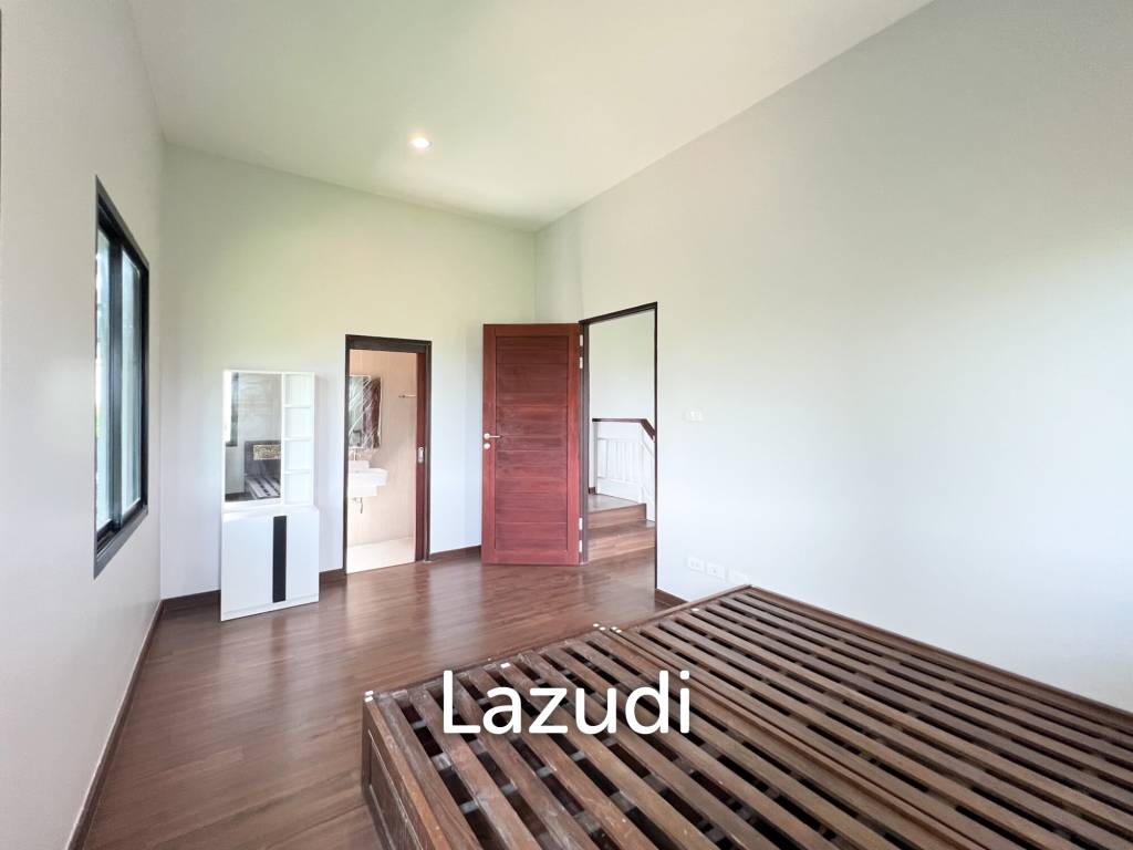 134 sqm modern townhouse in Nong Khae Hua Hin with garden