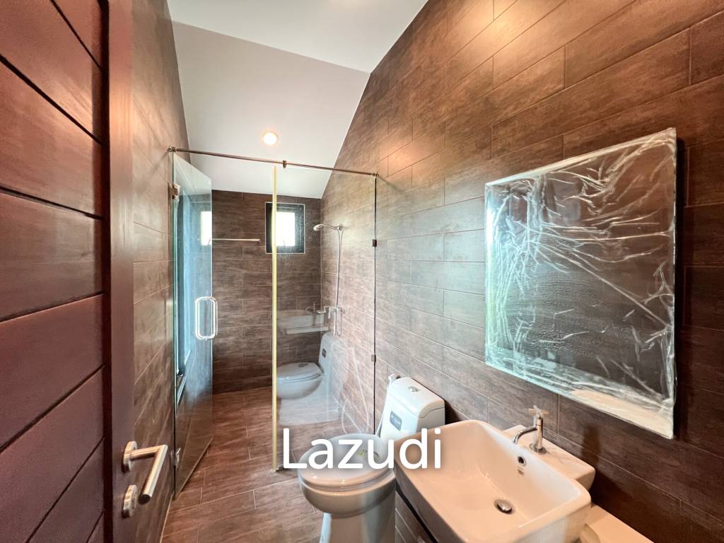134 sqm modern townhouse in Nong Khae Hua Hin with garden