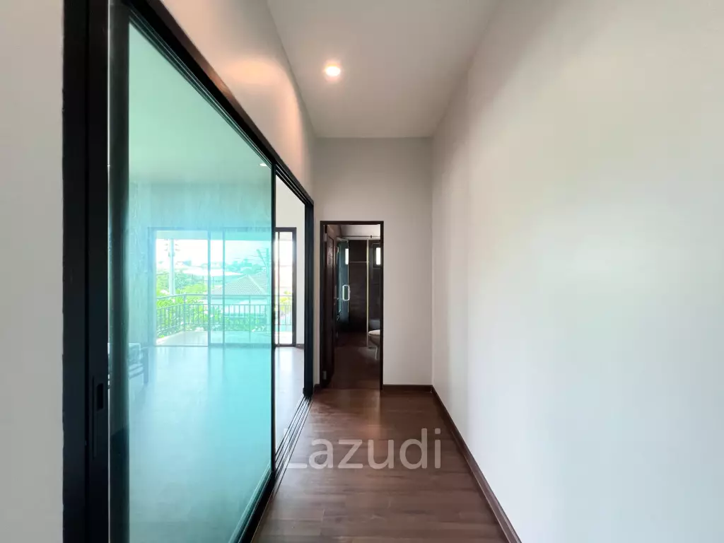 134 sqm modern townhouse in Nong Khae Hua Hin with garden