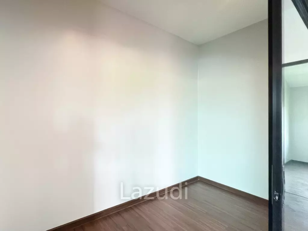 134 sqm modern townhouse in Nong Khae Hua Hin with garden