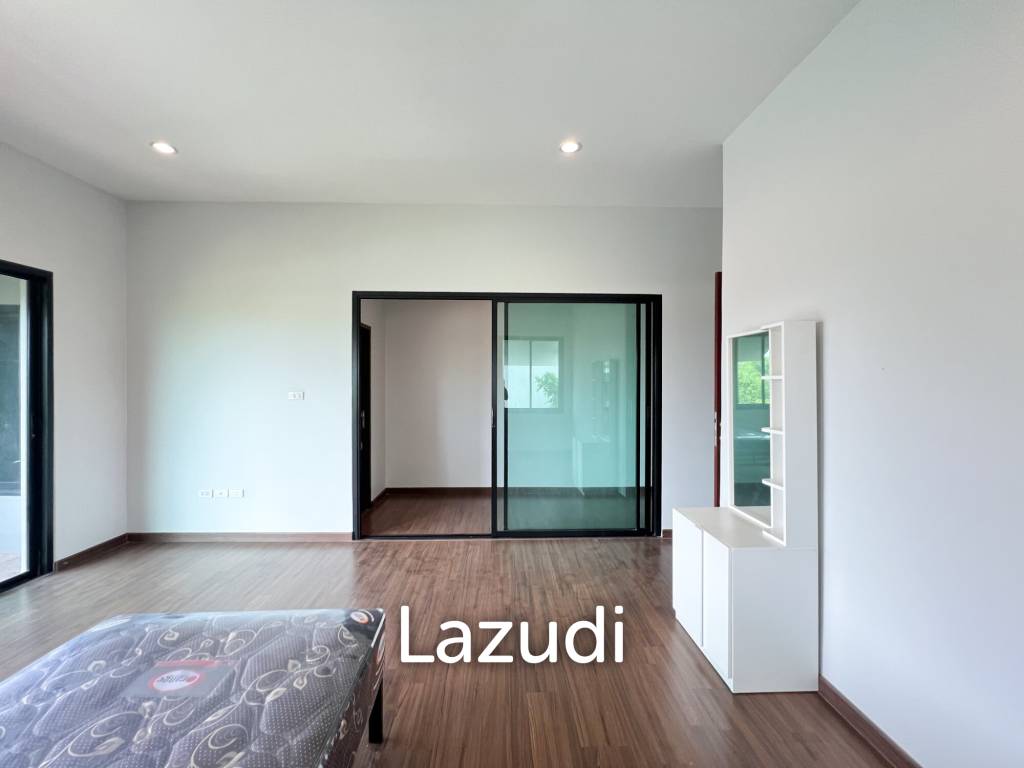 134 sqm modern townhouse in Nong Khae Hua Hin with garden