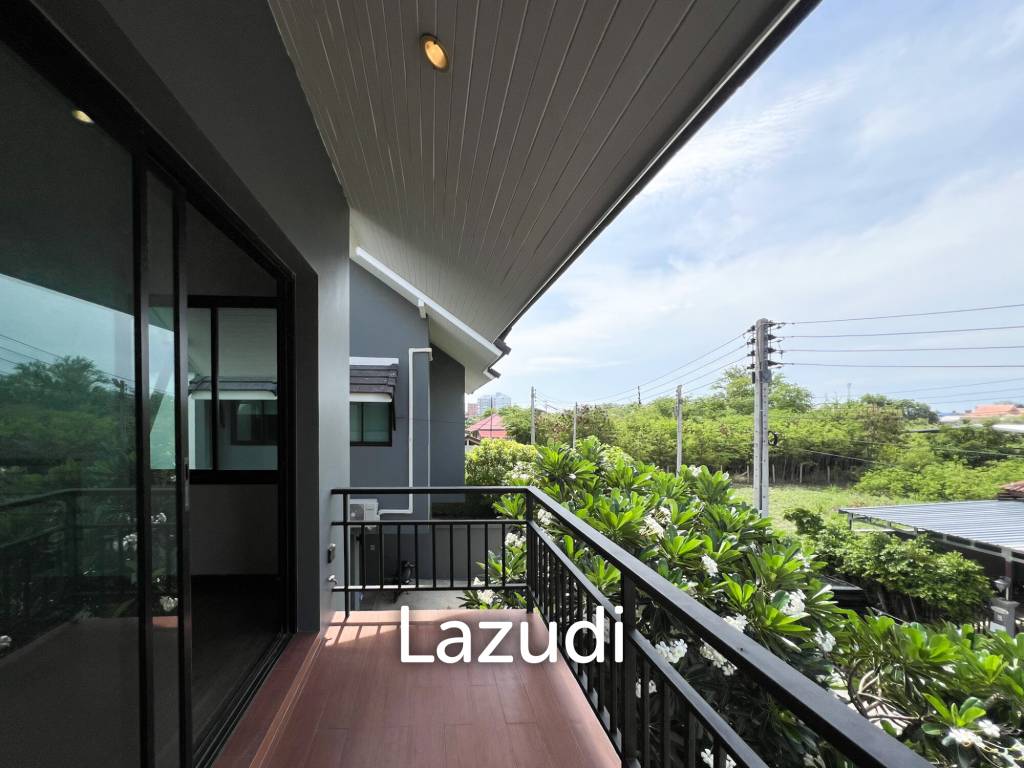 134 sqm modern townhouse in Nong Khae Hua Hin with garden