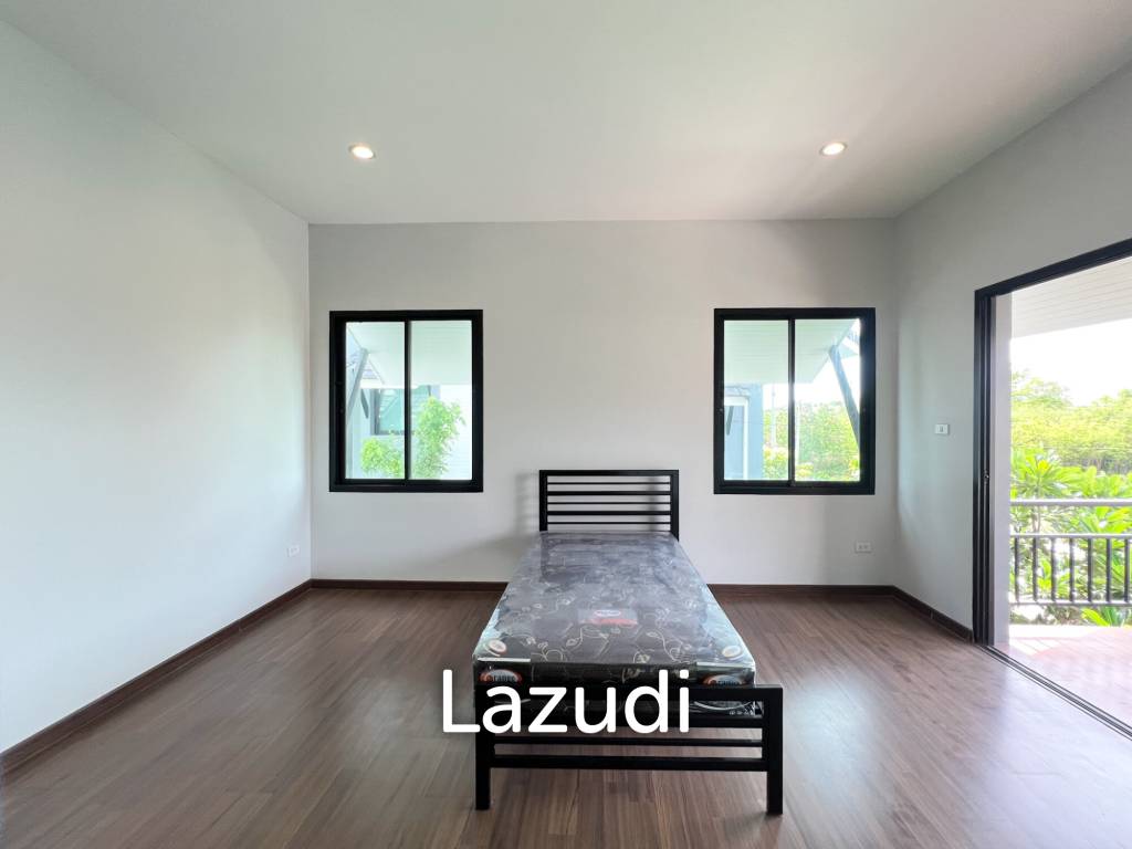 134 sqm modern townhouse in Nong Khae Hua Hin with garden