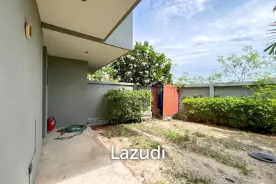 134 sqm modern townhouse in Nong Khae Hua Hin with garden