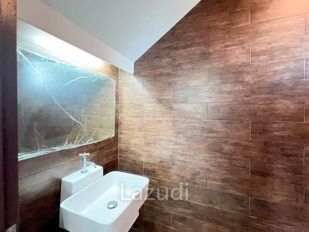 134 sqm modern townhouse in Nong Khae Hua Hin with garden