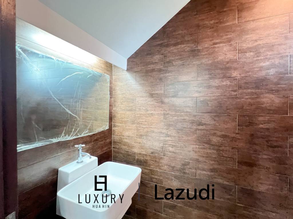 134 sqm modern townhouse in Nong Khae Hua Hin with garden