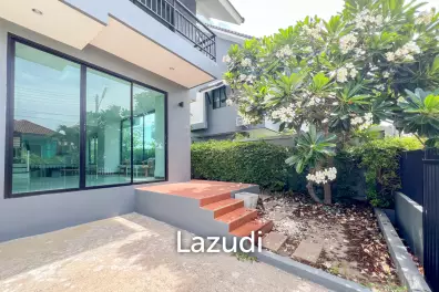 134 sqm modern townhouse in Nong Khae Hua Hin with garden