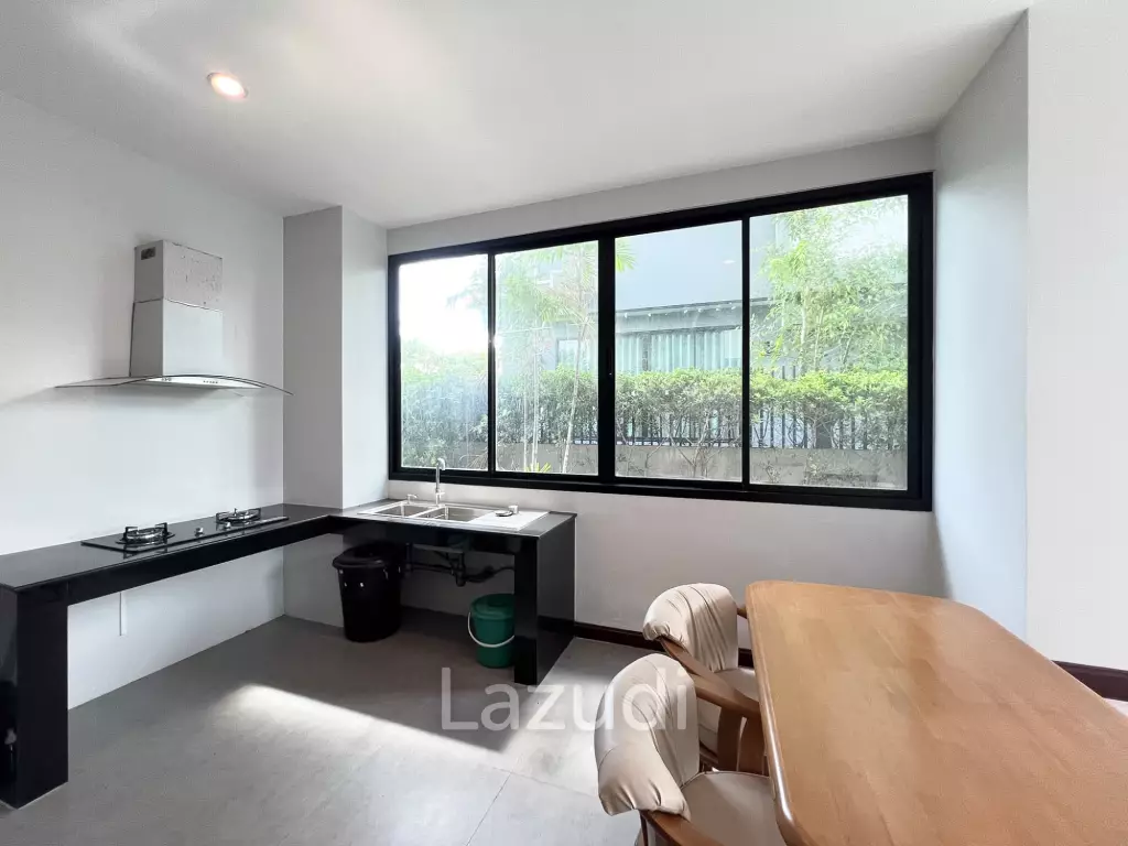 134 sqm modern townhouse in Nong Khae Hua Hin with garden