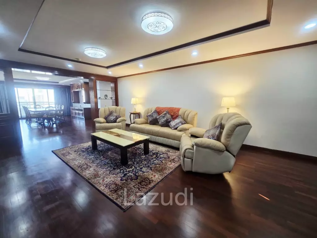 250 sqm high floor condo Regent on the Park 1 Khlong Toei Bangkok