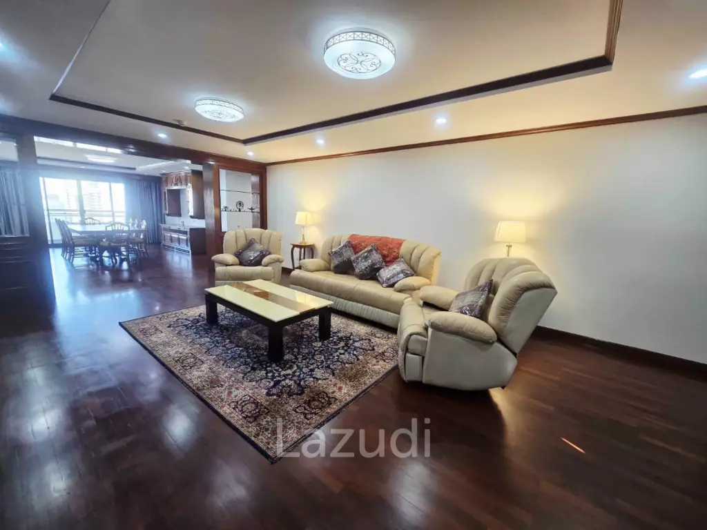 250 sqm high floor condo Regent on the Park 1 Khlong Toei Bangkok