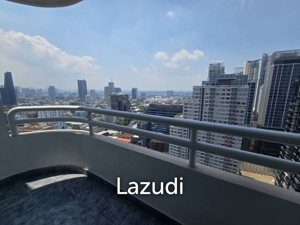 250 sqm high floor condo Regent on the Park 1 Khlong Toei Bangkok