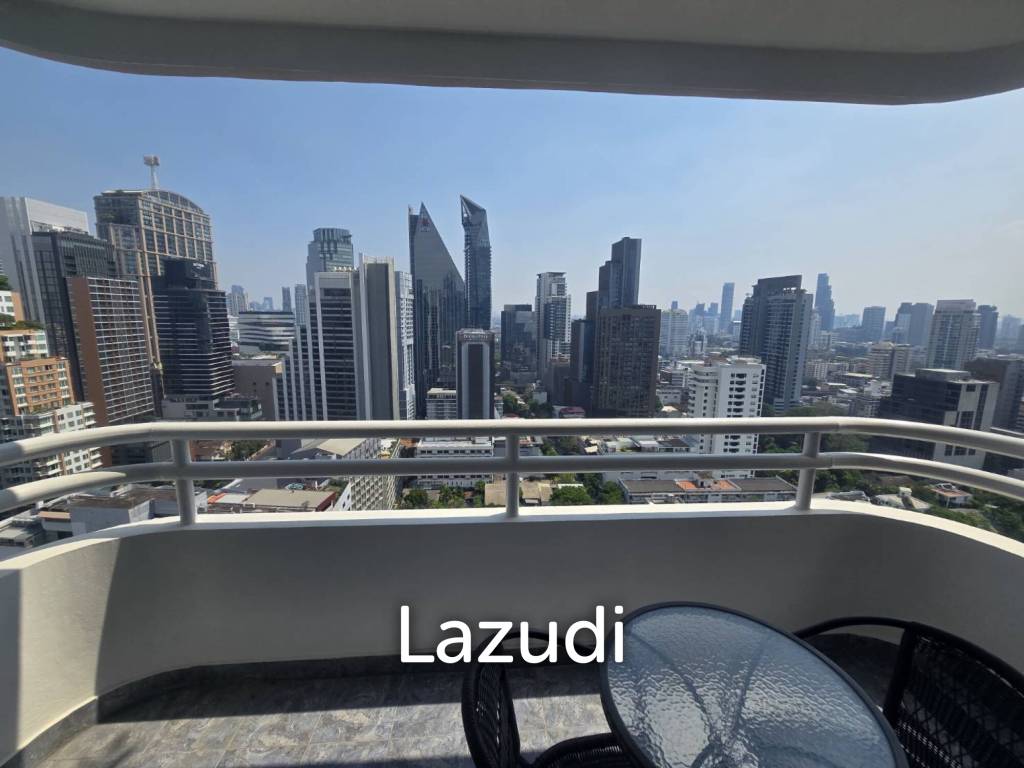 250 sqm high floor condo Regent on the Park 1 Khlong Toei Bangkok