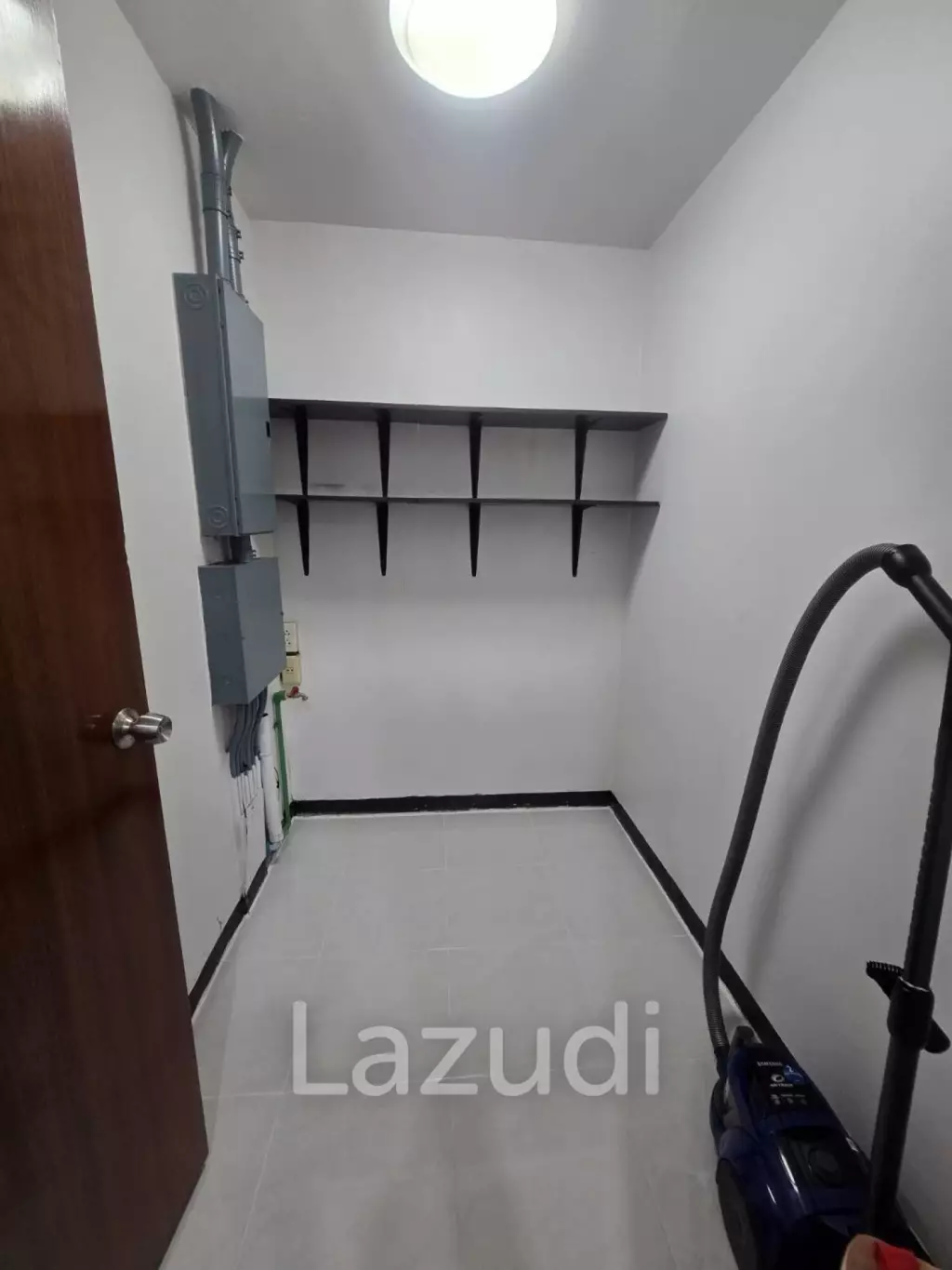 250 sqm high floor condo Regent on the Park 1 Khlong Toei Bangkok