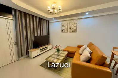 72 sqm 2 Bedroom Condo on 14th Floor in Huai Khwang Bangkok