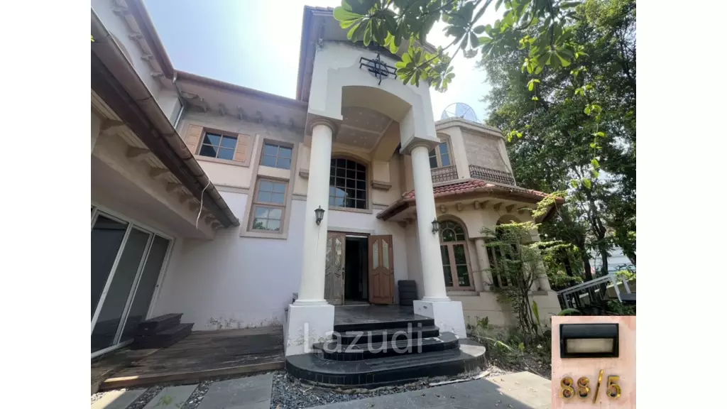 530 sqm detached house in Prukpirom Regent Sukhumvit