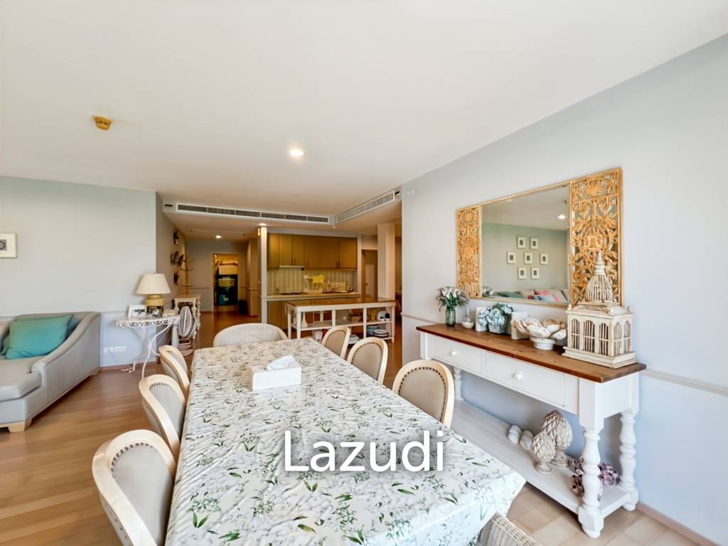 คอนโดหรู 225 ตร.ม. 3 ห้องนอนวิวทะเลในบ้านนับคลื่น
