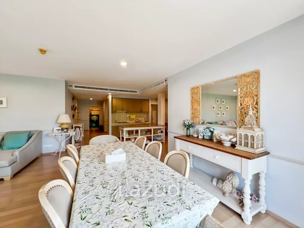 คอนโดหรู 225 ตร.ม. 3 ห้องนอนวิวทะเลในบ้านนับคลื่น
