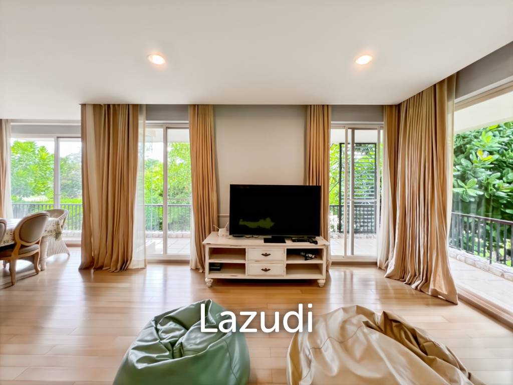 คอนโดหรู 225 ตร.ม. 3 ห้องนอนวิวทะเลในบ้านนับคลื่น