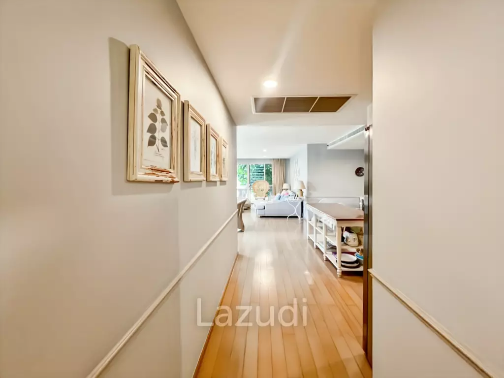 คอนโดหรู 225 ตร.ม. 3 ห้องนอนวิวทะเลในบ้านนับคลื่น