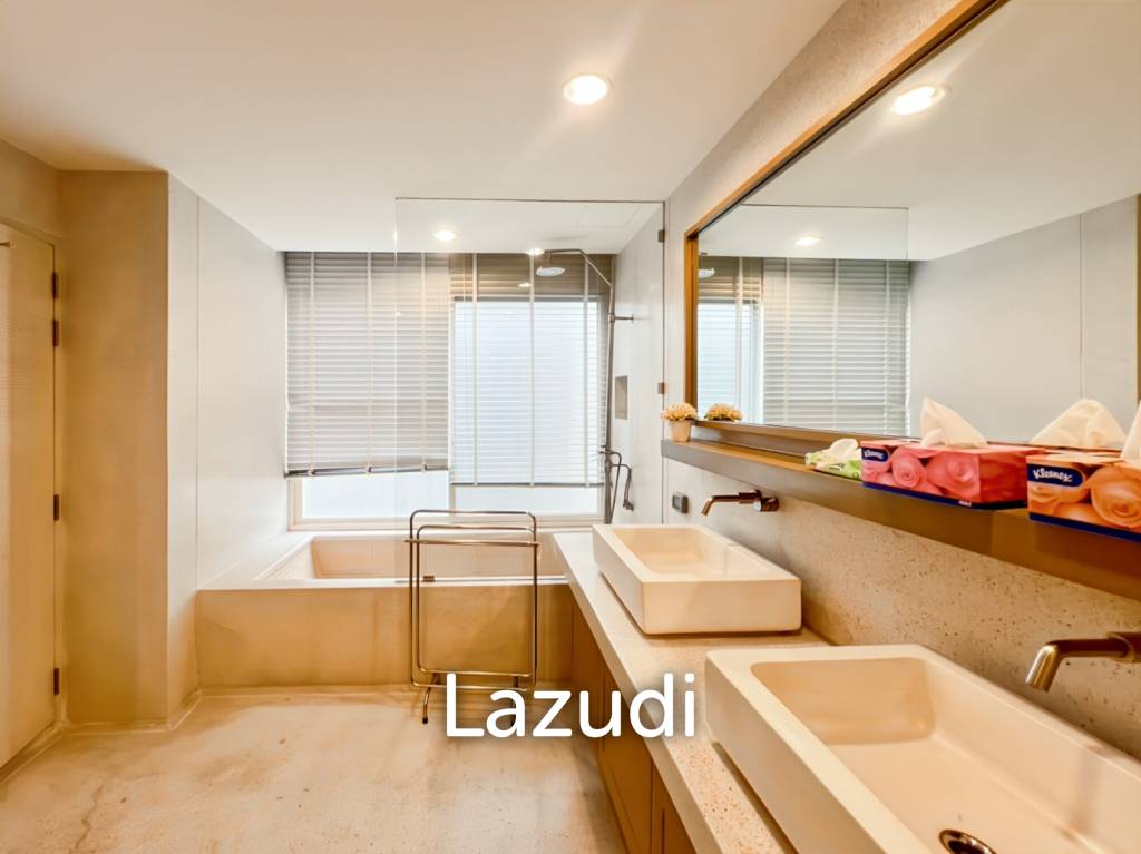 คอนโดหรู 225 ตร.ม. 3 ห้องนอนวิวทะเลในบ้านนับคลื่น