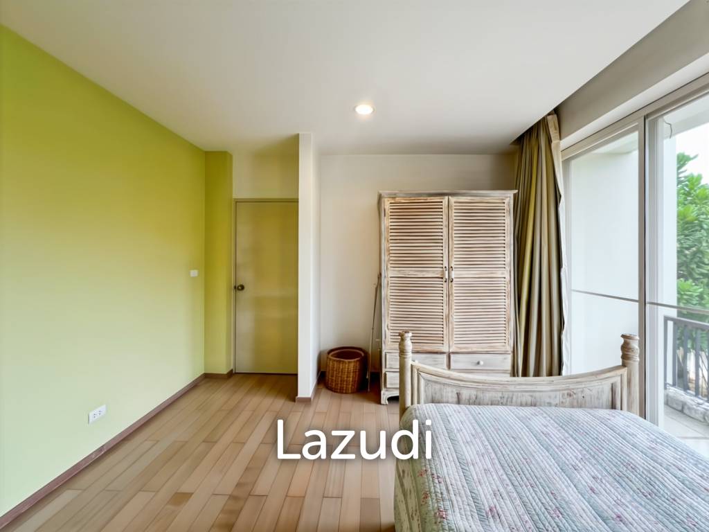 คอนโดหรู 225 ตร.ม. 3 ห้องนอนวิวทะเลในบ้านนับคลื่น