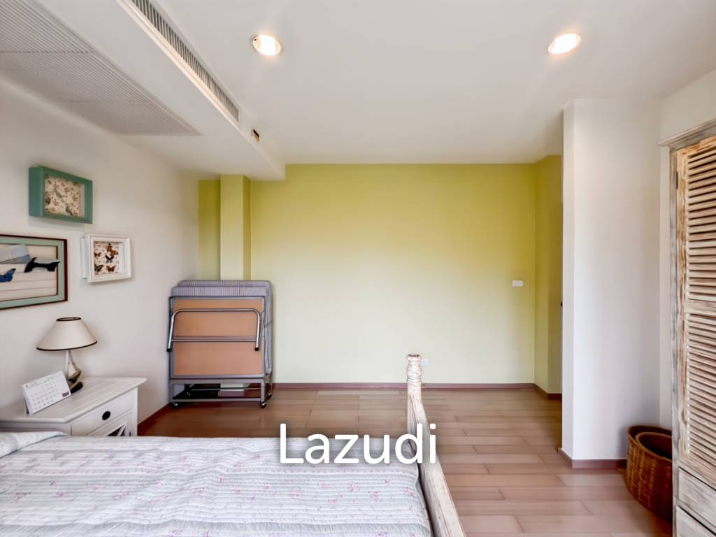 คอนโดหรู 225 ตร.ม. 3 ห้องนอนวิวทะเลในบ้านนับคลื่น