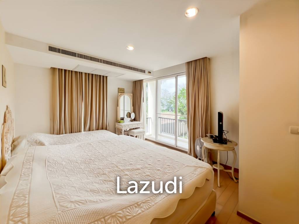 คอนโดหรู 225 ตร.ม. 3 ห้องนอนวิวทะเลในบ้านนับคลื่น