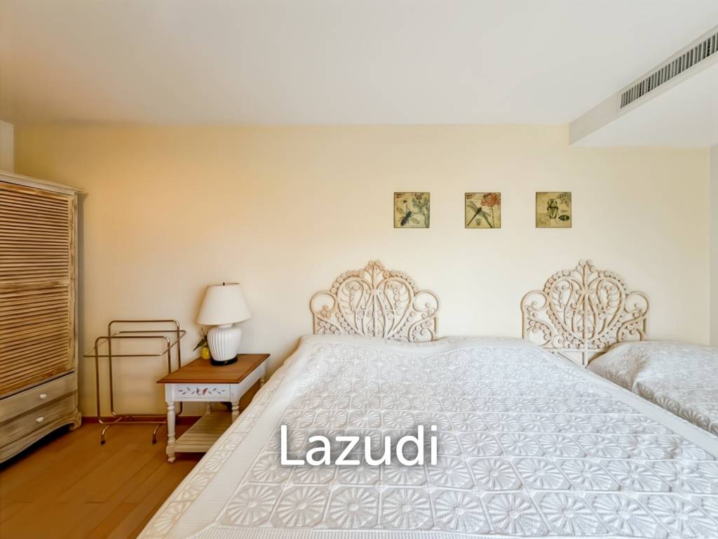 คอนโดหรู 225 ตร.ม. 3 ห้องนอนวิวทะเลในบ้านนับคลื่น