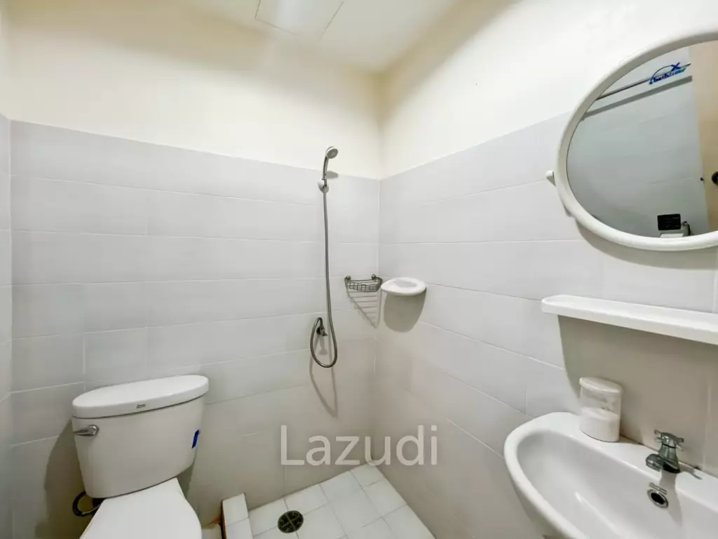คอนโดหรู 225 ตร.ม. 3 ห้องนอนวิวทะเลในบ้านนับคลื่น