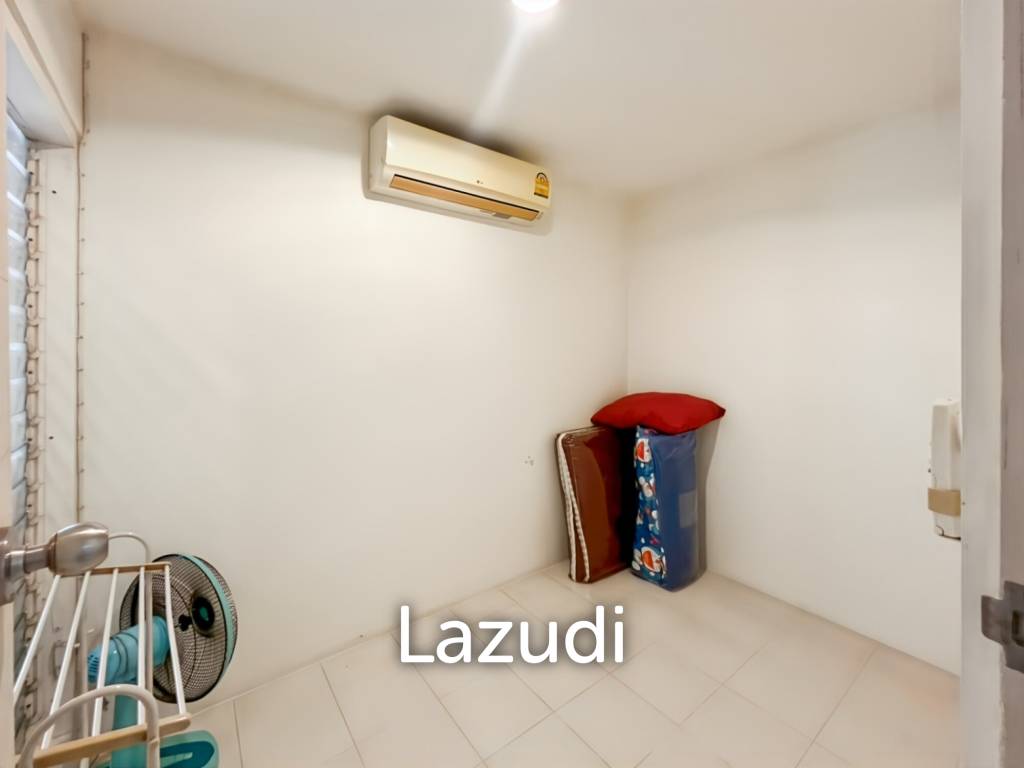 คอนโดหรู 225 ตร.ม. 3 ห้องนอนวิวทะเลในบ้านนับคลื่น