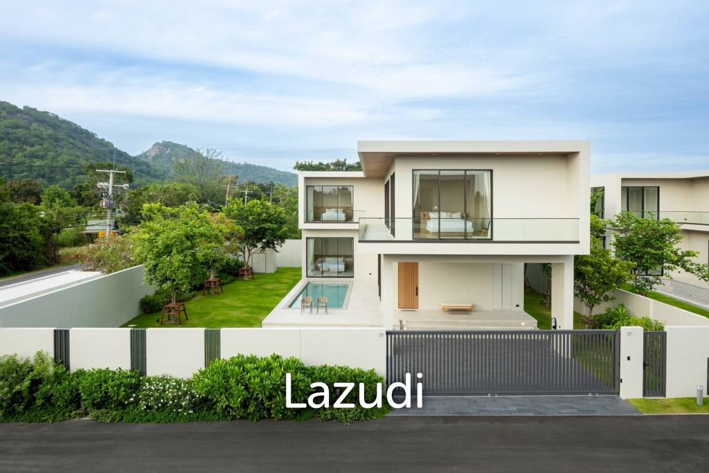 484 sqm Modern Pool Villa in Nong Kae Hua Hin