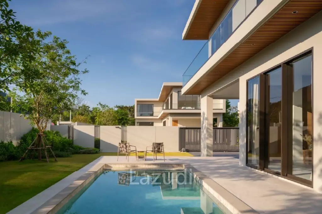 484 sqm Modern Pool Villa in Nong Kae Hua Hin