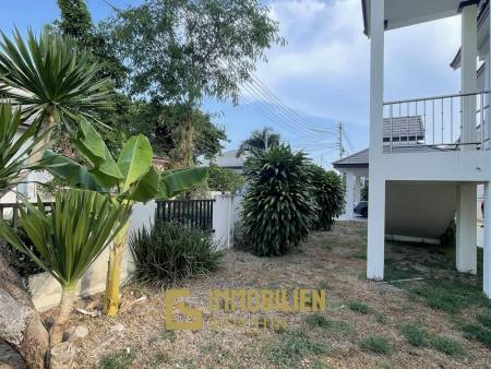 Nice Breeze 5 170 sqm Pool Villa in Huahin