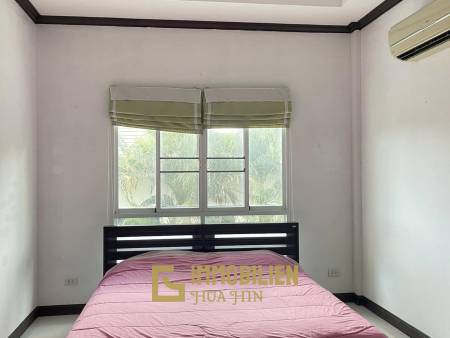 Nice Breeze 5 170 sqm Pool Villa in Huahin