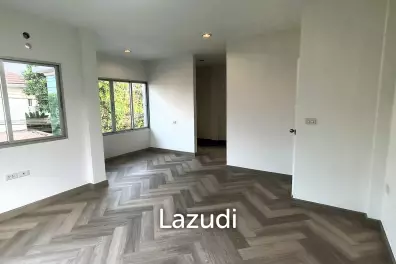 4 Bed life Bangkok Boulevard