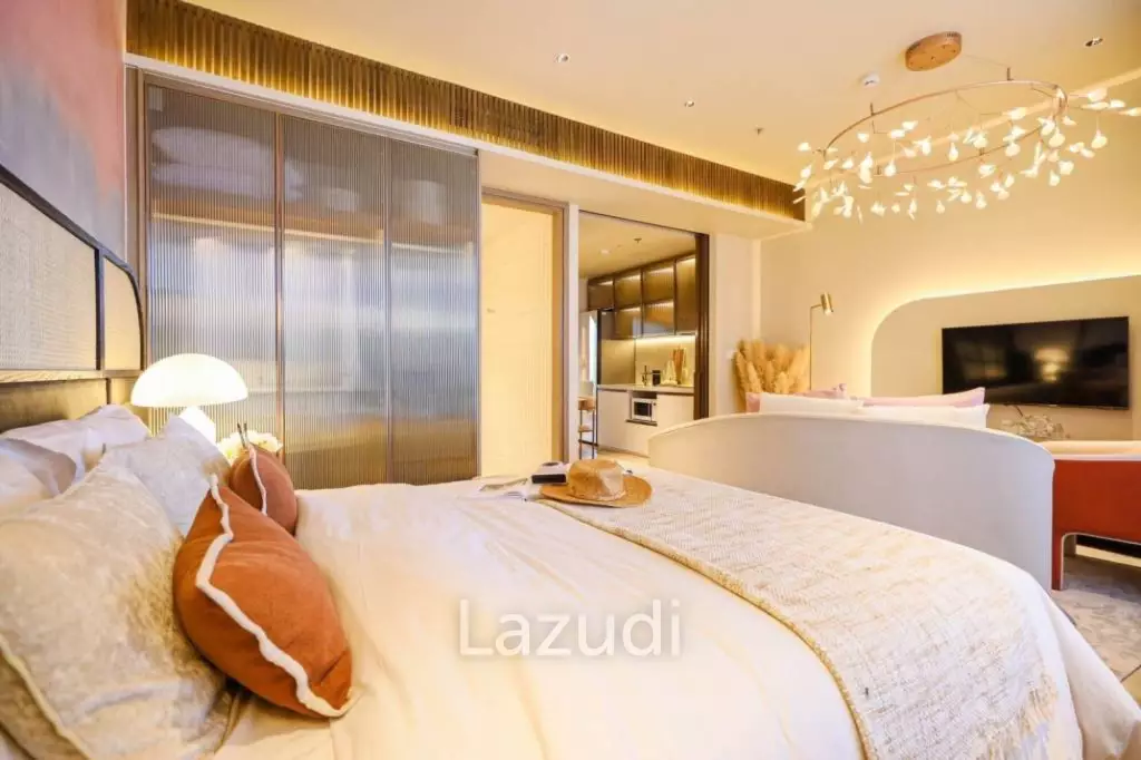 Beachfront 1-Bedroom Unit at Arom Jomtien