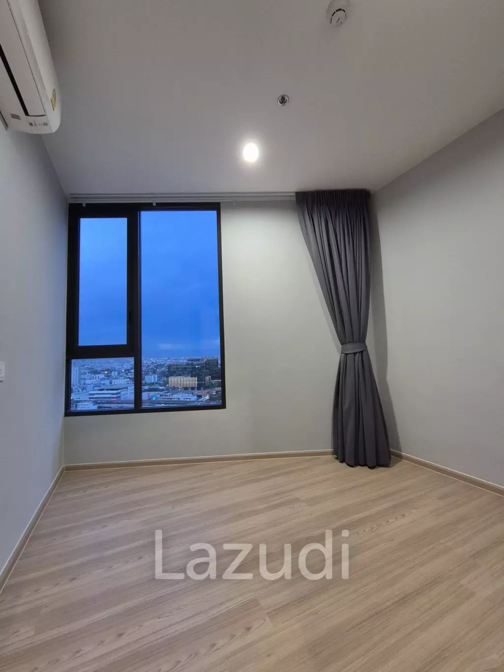 55sqm 2 Bed Condo on 22nd Floor Skyrise Avenue Sukhumvit 64 Bangna Bangkok