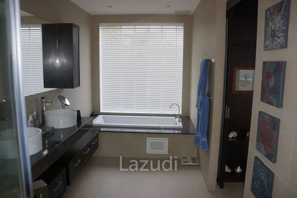 5-Bedroom Luxury Estate with Panoramic Phang Nga Bay Views