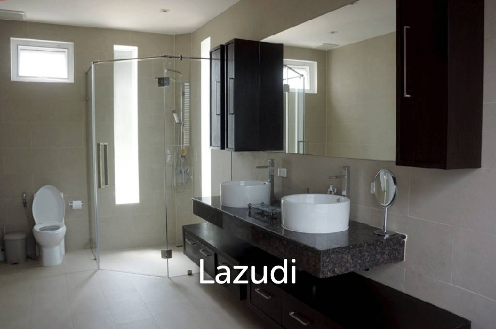 5-Bedroom Luxury Estate with Panoramic Phang Nga Bay Views