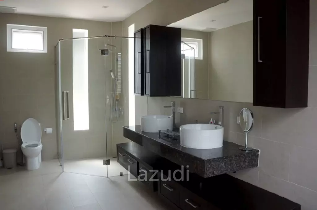 5-Bedroom Luxury Estate with Panoramic Phang Nga Bay Views