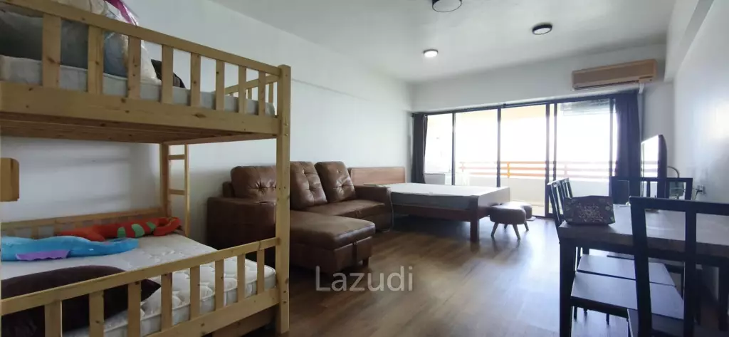 Stunning 21st Floor Studio at Sunshine Beach Condotel