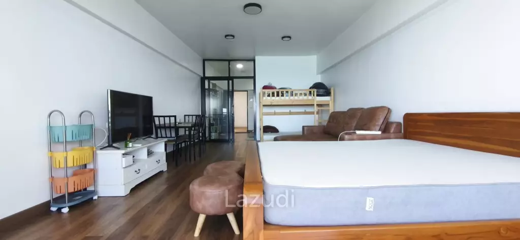Stunning 21st Floor Studio at Sunshine Beach Condotel